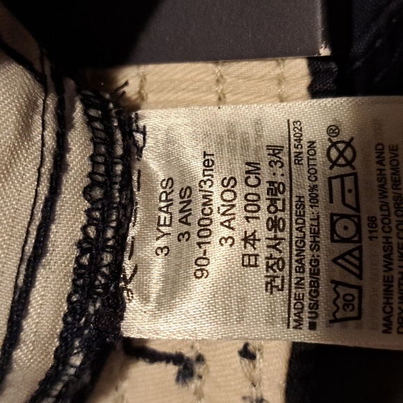 Baby Gap boys size 3 years navy cargo shorts, New - Picture 5 of 5